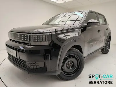 Nuova Fiat Grande Panda Icon 101 CV (74 kW) 2026 Nero Utilitaria