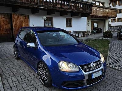 Usata VW Golf V R 250 CV (183 kW) 2007 Blu/azzurro Berlina
