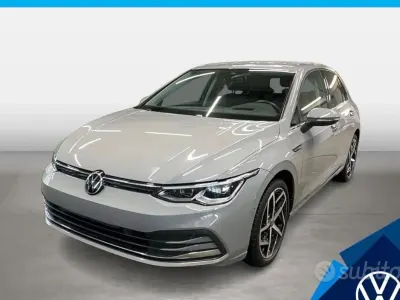 Usata VW Golf VIII Style 131 CV (96 kW) 2020 Grigio Berlina