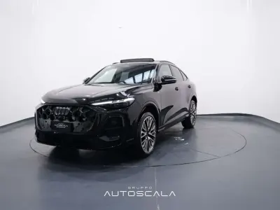 Nuova Audi Q5 S-Line 204 CV (150 kW) 2026 Nero mytos metallizzato SUV