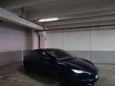 Usata Tesla Model 3 RWD 88 kW (120 CV) 2023 Berlina