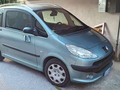 Peugeot 1007