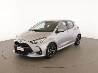 Usata Toyota Yaris Trend 116 CV (85 kW) 2023 Argento Utilitaria
