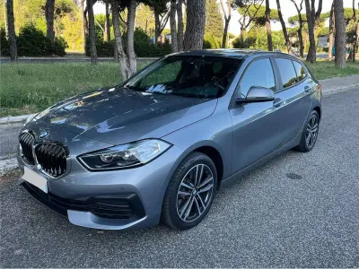Usata BMW 120 Advantage 177 CV (130 kW) 2022 Grigio Utilitaria