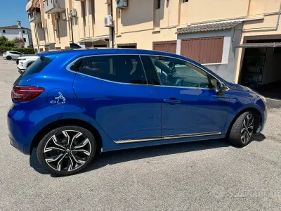 Usata Renault Clio V 116 CV (85 kW) 2020 Bluazzurro Berlina