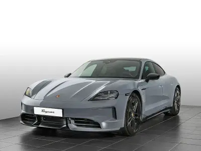 Nuova Porsche Taycan 4S Black Edition 439 kW (598 CV) 2026 Berlina