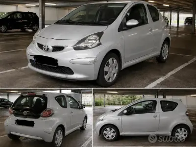 Usata Toyota Aygo 68 CV (50 kW) 2008 Grigio Utilitaria