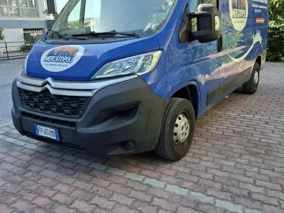 Usata Citroën Jumper 120 CV (88 kW) 2018 Blu/azzurro Monovolume