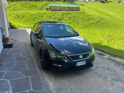 Usata Seat Leon FR 150 CV (110 kW) 2019 Nero Berlina