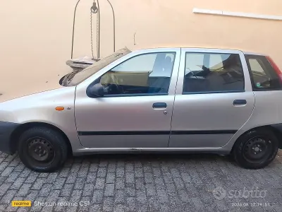 Usata Fiat Punto S 54 CV (39 kW) 1997 Bluazzurro Utilitaria