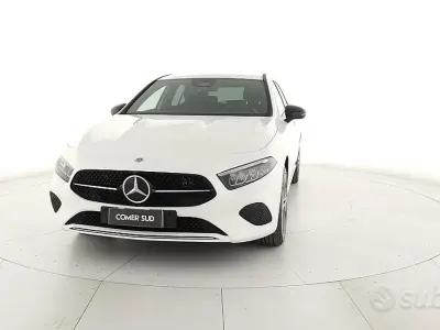 Usata Mercedes A250 163 CV (119 kW) 2023 Bianco Berlina