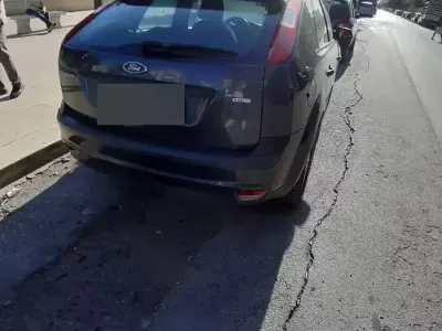 Usata Ford Focus 90 CV (66 kW) 2007 Berlina