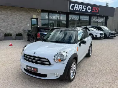 Usata Mini Park Lane Countryman 111 CV (81 kW) 2016 Bianco SUV