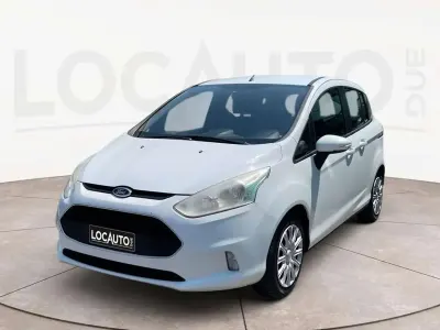 Usata Ford B-MAX Individual 125 CV (91 kW) 2014 Bianco Monovolume