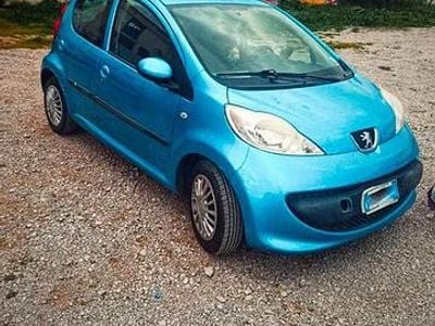 Blu Usata 2008 Peugeot 107 Utilitaria | 3500 € (Buon prezzo)