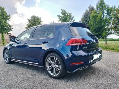Usata VW Golf VII R-line 115 CV (84 kW) 2019 Bluazzurro Berlina