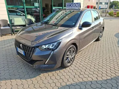 Usata Peugeot 208 Allure 75 CV (55 kW) 2022 Grigio Utilitaria