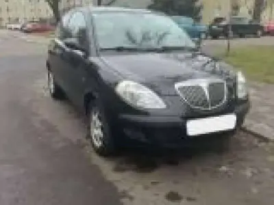 Usata Lancia Ypsilon 60 CV (44 kW) 2008 Nero Utilitaria