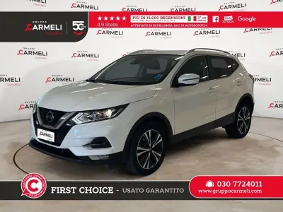 Usata Nissan Qashqai Acenta Premium 140 CV (102 kW) 2021 Bianco SUV