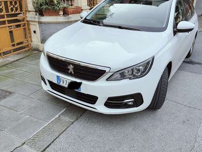 usata Peugeot 308 5p 1.5 bluehdi Business s&s 130cv eat8