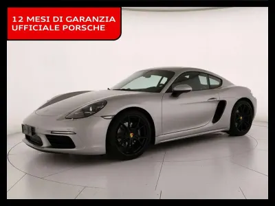 Usata Porsche 718 Cayman 300 CV (220 kW) 2024 Argento metallizzato Coupé