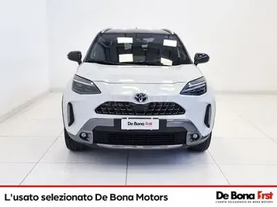 Usata Toyota Yaris Cross 116 CV (85 kW) 2022 Bianco SUV