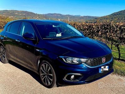 Usata Fiat Tipo Lounge 95 CV (69 kW) 2018 Blu/azzurro Berlina