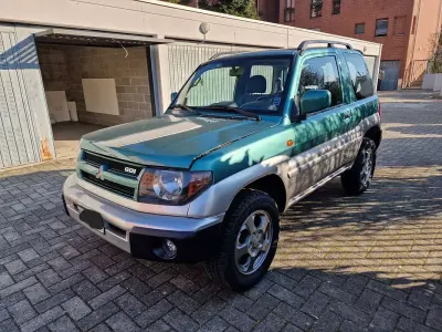 Usata Mitsubishi Pajero 120 CV (88 kW) 2000 Verde SUV