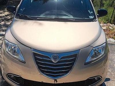 Usata Lancia Ypsilon Gold 95 CV (69 kW) 2014 Utilitaria