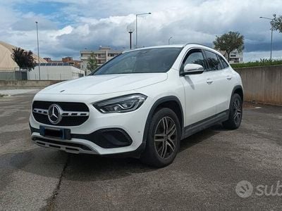 Mercedes GLA200