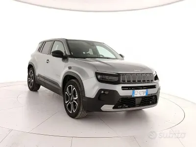 Usata Jeep Avenger Summit 101 CV (74 kW) 2025 Grigio SUV