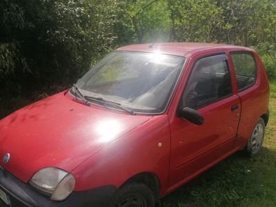 Usata Fiat 600 2001 Rosso Utilitaria