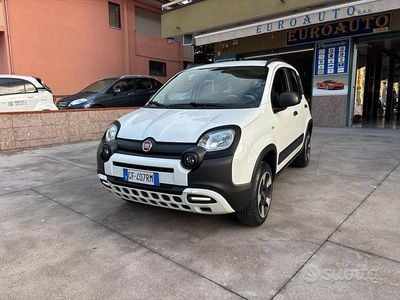Usata Fiat Panda Cross Cross 85 CV (62 kW) 2021 Bianco Utilitaria