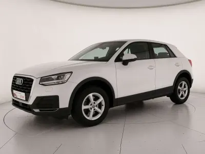 Usata Audi Q2 Business 150 CV (110 kW) 2018 Bianco SUV