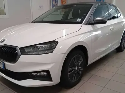 Usata Skoda Fabia Style 95 CV (69 kW) 2024 Bianco Utilitaria