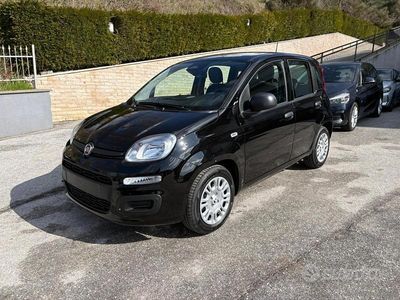Nuova Fiat Panda Icon 70 CV (51 kW) 2025 Nero Utilitaria