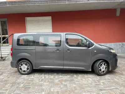 Usata Citroën Jumpy 68 CV (50 kW) 2019 Grigio Monovolume