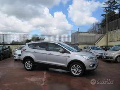 Usata Ford Kuga Business Edition 120 CV (88 kW) 2019 Grigio SUV