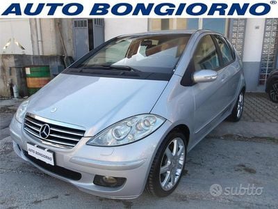 Usata Mercedes A200 Elegance 140 CV (102 kW) 2005 Rosso Berlina