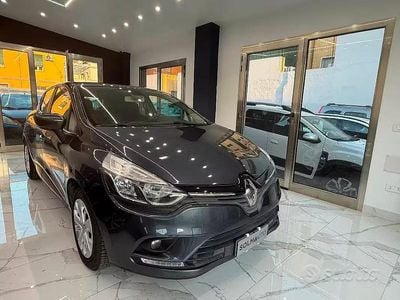 Usata Renault Clio IV Zen 75 CV (55 kW) 2017 Berlina