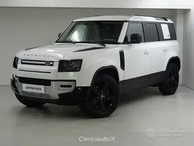 Usata Land Rover Defender SE 200 CV (147 kW) 2022 Bianco SUV
