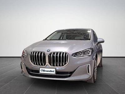 Begagnad BMW 218 Luxury Line 136 HK (100 kW) 2022 Grå Kombi