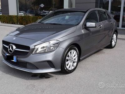 Usata Mercedes A160 102 CV (75 kW) 2016 Grigio Berlina