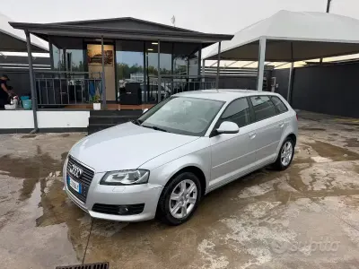 Usata Audi A3 Sportback Ambition 140 CV (102 kW) 2011 Grigio Utilitaria