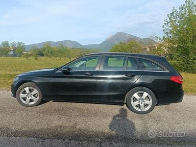 Usata Mercedes C180 Business 116 CV (85 kW) 2016 Nero Station wagon