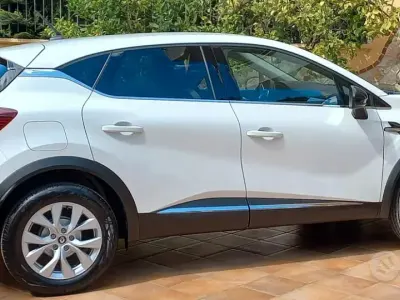 Usata Renault Captur 101 CV (74 kW) 2022 Bianco SUV