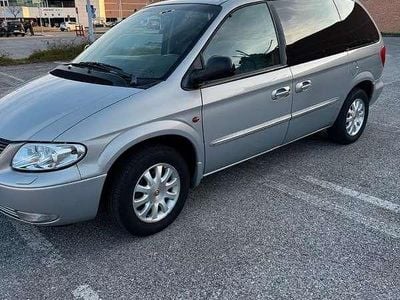 Usata Chrysler Voyager 141 CV (103 kW) 2001 Monovolume