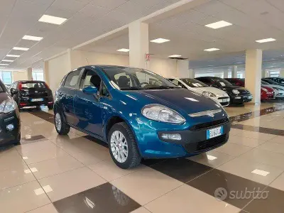 Usata Fiat Punto Evo Active 77 CV (56 kW) 2012 Blu Utilitaria