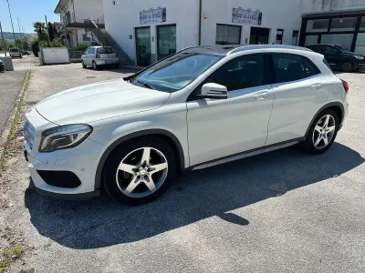 Usata Mercedes GLA200 Premium 136 CV (100 kW) 2014 Bianco SUV
