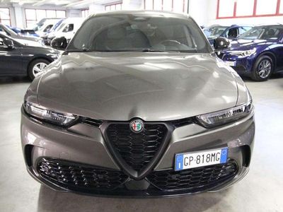 Grigio scuro Usata 2023 Alfa Romeo Tonale Sprint SUV | 24.400 € (Ottimo prezzo)